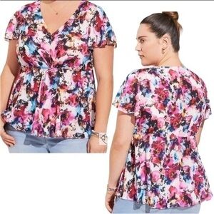 TORRID‎ Georgette Floral Print Twist Surplice Flutter Sleeve Blouse NWT